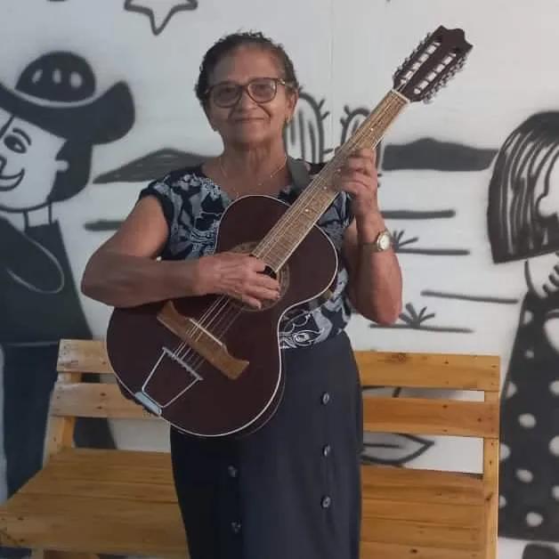 CUITÉ EM LUTO: MORRE A POETA MINERVINA FERREIRA