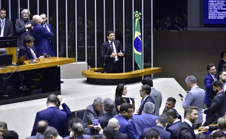 AUMENTO DE DEPUTADOS: VEJA COMO VOTOU A BANCADA DA PARAÍBA NA CÂMARA E NO SENADO
