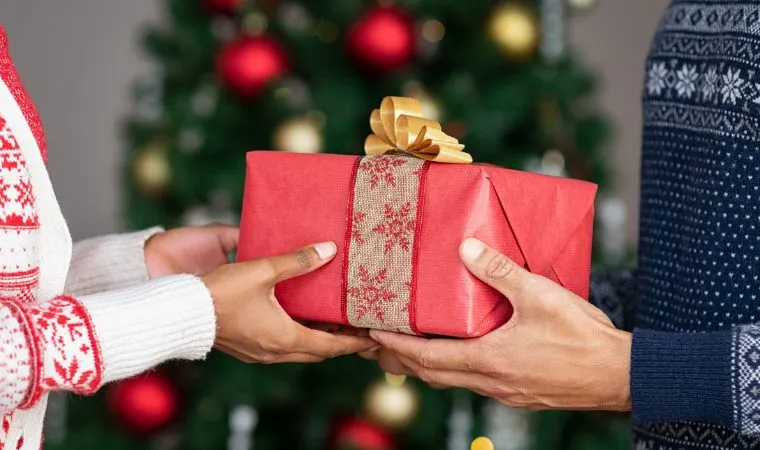 DIREITO DO CONSUMIDOR: QUAIS AS REGRAS PARA A TROCA DE PRESENTES?