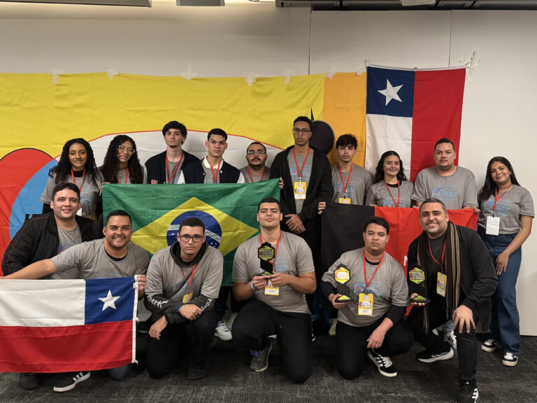 ESTUDANTES PARAIBANOS DO PROJETO LIMITE DO VISÍVEL VENCEM TORNEIO INTERNACIONAL DE ROBÓTICA, NO CHILE