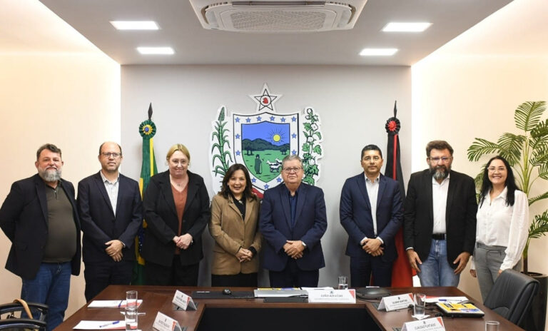 NA PB, PARCERIAS COM O GRUPO SER EDUCACIONAL SÃO DISCUTIDAS